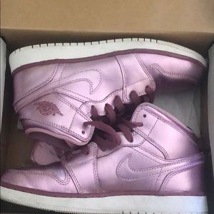 Kids Jordan’s sneakers